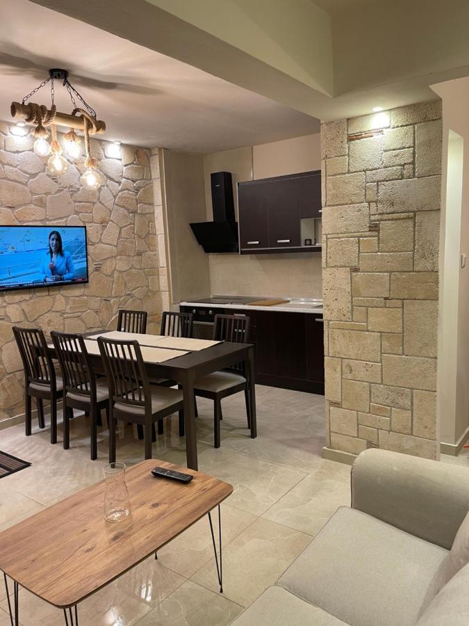 Stone Apartment 2 Thessaloniki Exterior photo